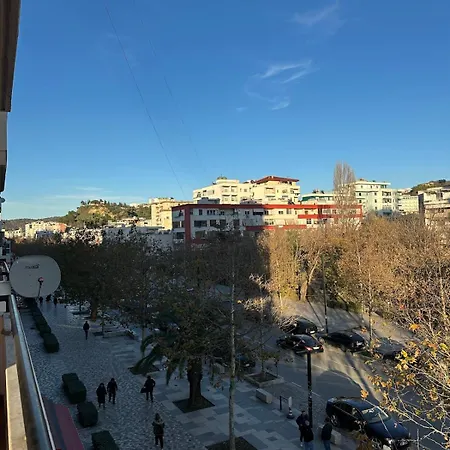 Apartment At The City Center *