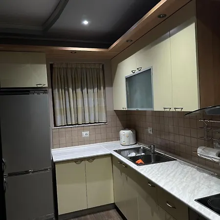 Apartment At The City Center * Vlorë